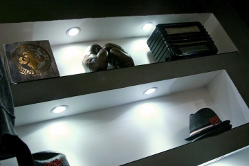 osvicena vitrina boxerky