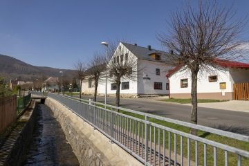 affliction store front praha