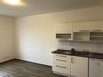 garsonka pronájem před úpravami