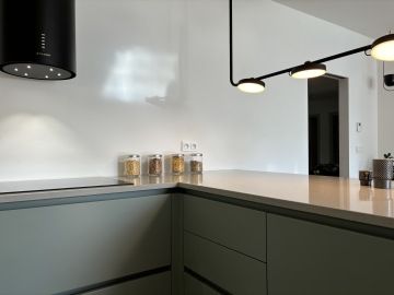 italská kuchyně světle zelená